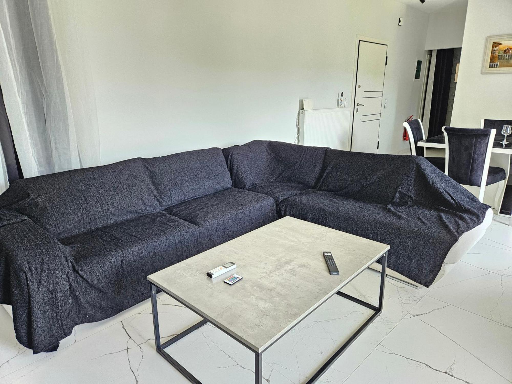 Grey Luxury House Apartment Ipsos Luaran gambar